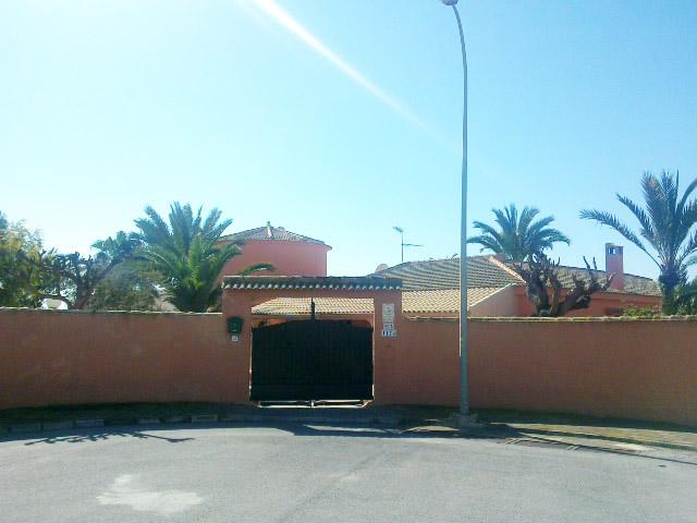 Chalet en venta en La Siesta - El Salado - Torreta (Torrevieja)