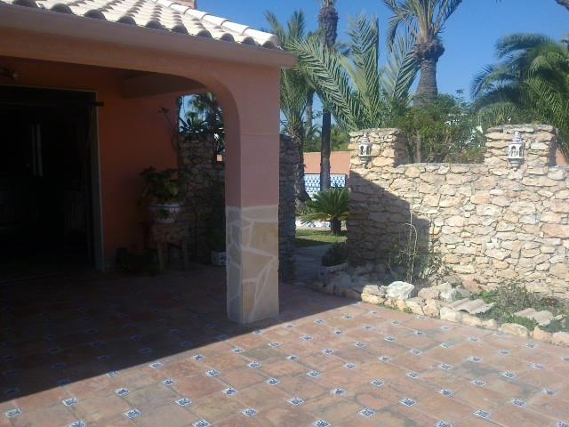 Chalet en venta en La Siesta - El Salado - Torreta (Torrevieja)