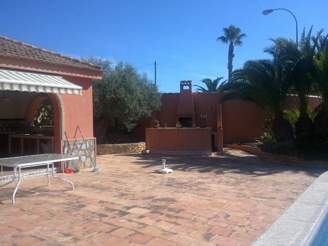 Chalet en venta en La Siesta - El Salado - Torreta (Torrevieja)
