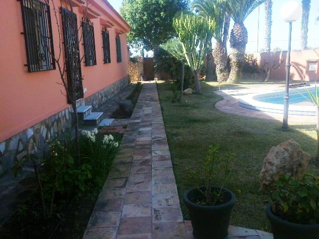 Chalet en venta en La Siesta - El Salado - Torreta (Torrevieja)