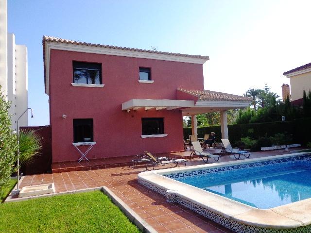 Chalet for sale in Los Balcones - Los Altos del Edén (Torrevieja)